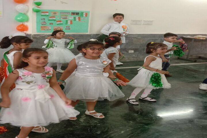Apeejay Svran Global School-Dance