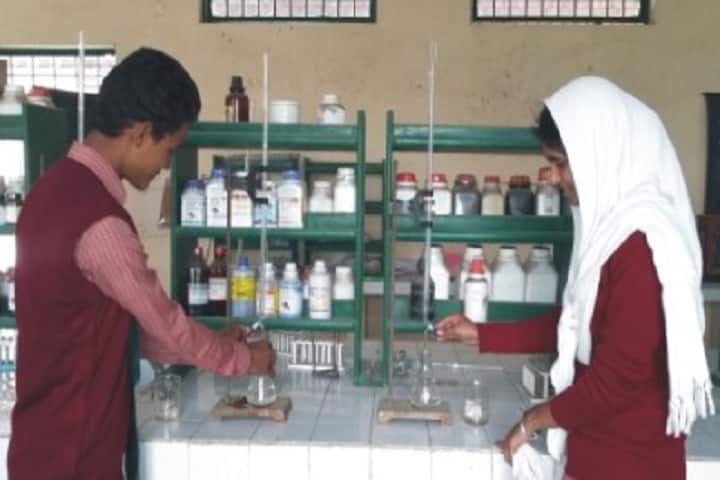 Aravali Public School-Chemistry Lab
