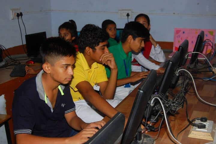 Arya Senior Secondary School-Computer Lab