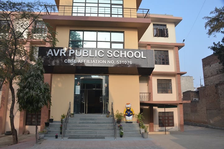 Avr Public School-school building