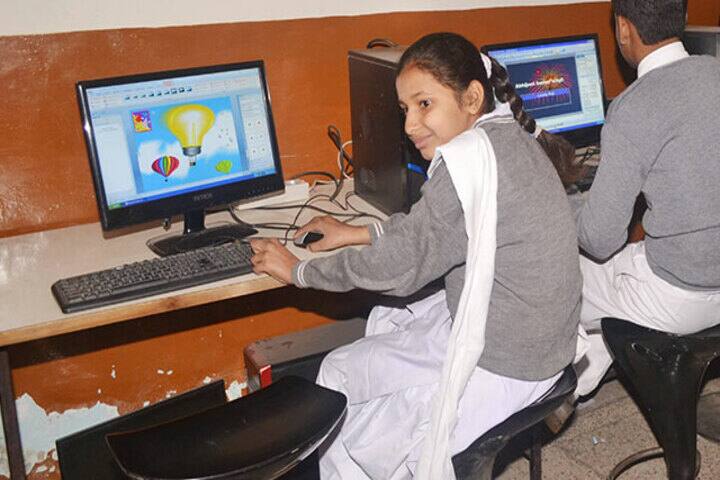 B R Public School-Computer Lab