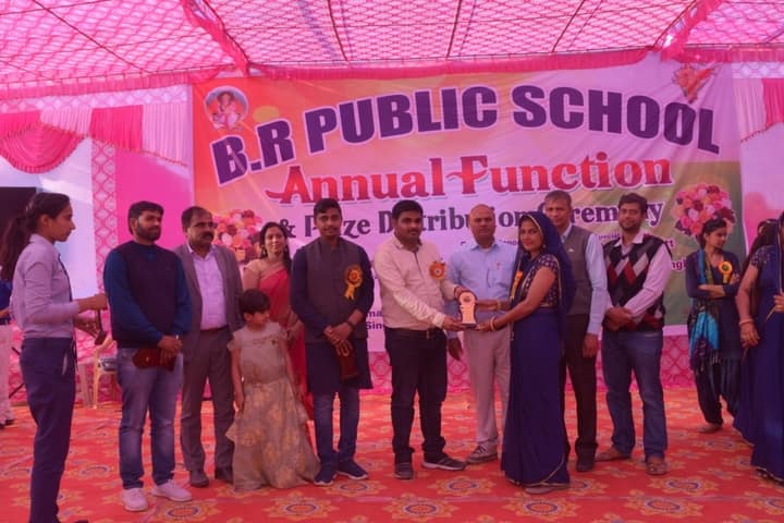 B R Public School-Prize Ceremony