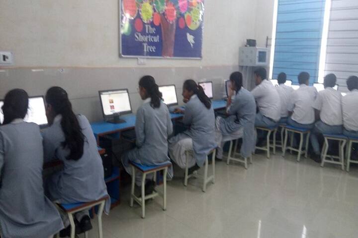 Bal Bharati Public School-Computer-Lab