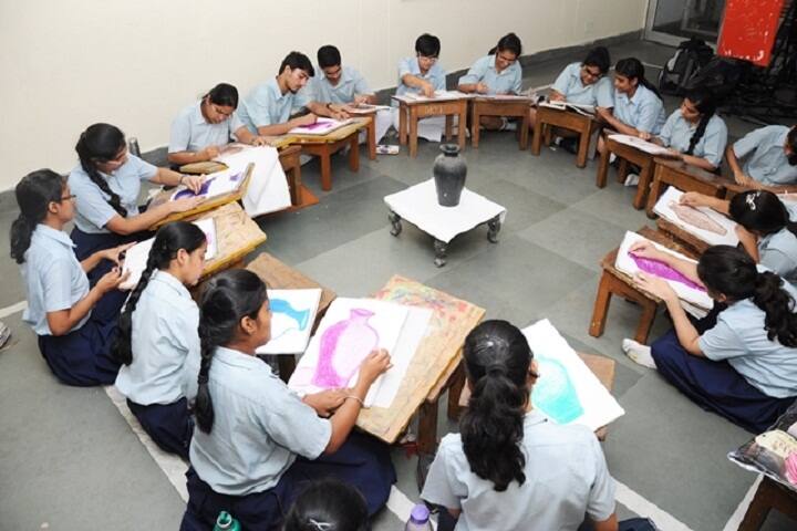 Blue Bells Model School-Arts