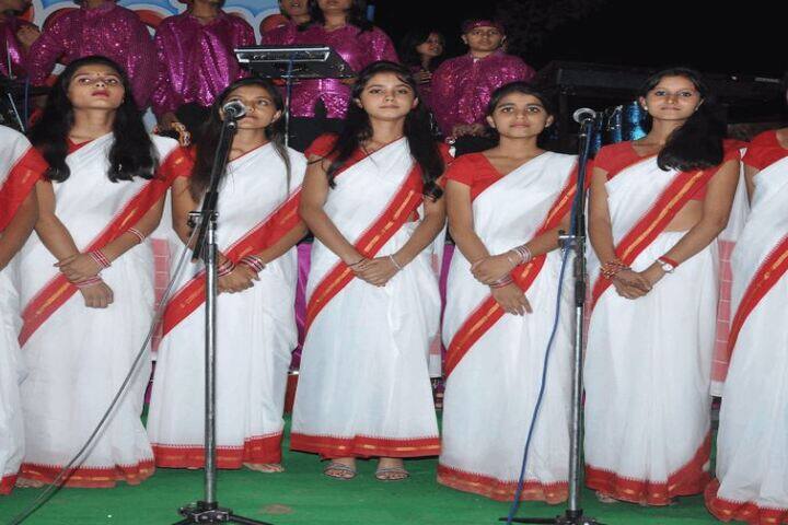 Blue Bells School-Singing
