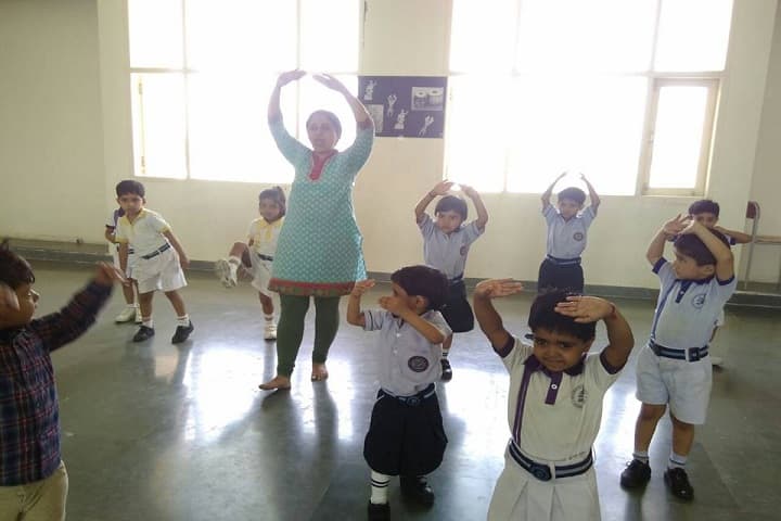 Broadways International School-Dance room