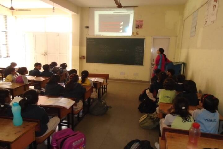 C D Foundation Of Education-Classroom