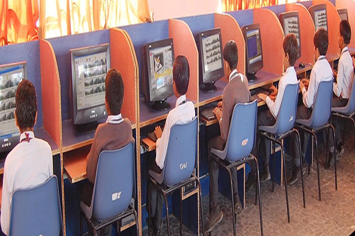 CRDAV Public Senior Secondary School-computer lab