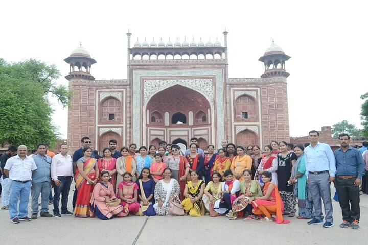 Cambridge International Senior Secondary School-Tour