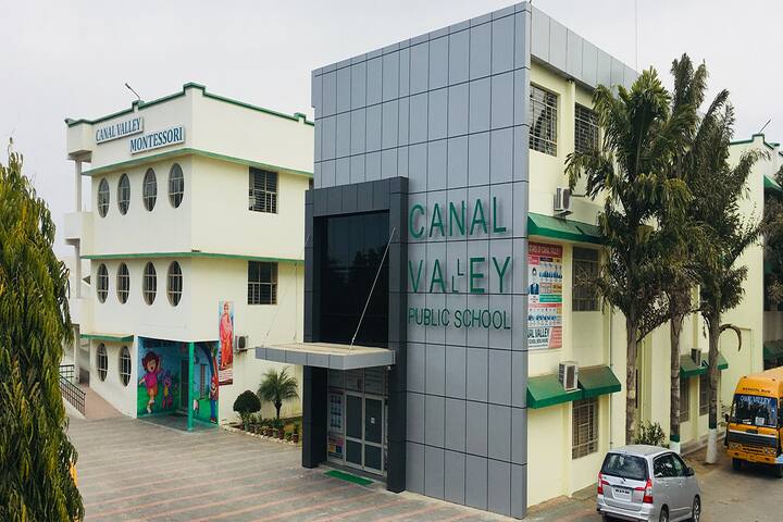 Canal Valley Public School-Campus View