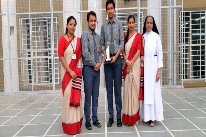 Carmel Convent School-Award