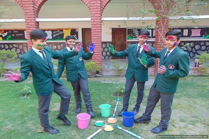 Chandan Bal Vikas Public School-Holi
