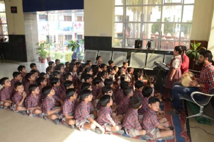 DAV Public School-Music class
