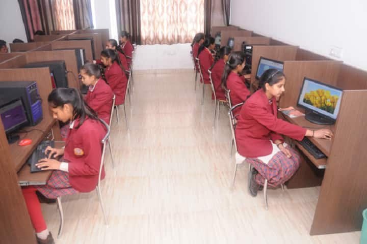 DAV Public School-IT Lab