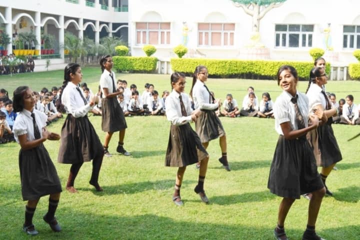 Daffodils Public School-Dance