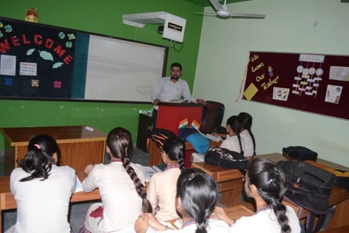 Dav Centenary Public School-Smart Classroom