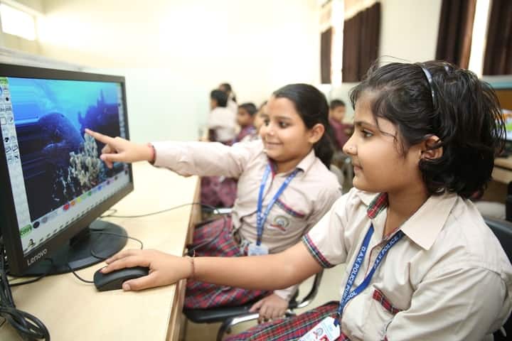 Dav Police Public School-Computer Lab