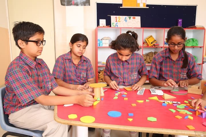 Dav Police Public School-Maths Lab