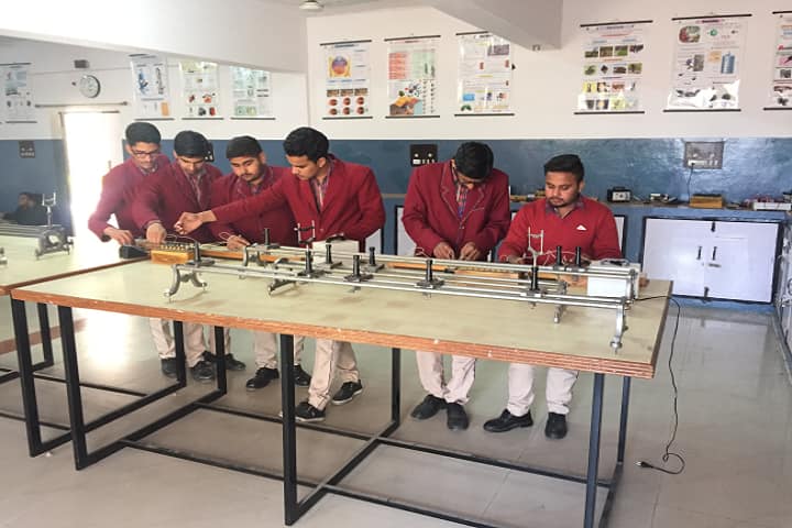 Dav Police Public School-Laboratory
