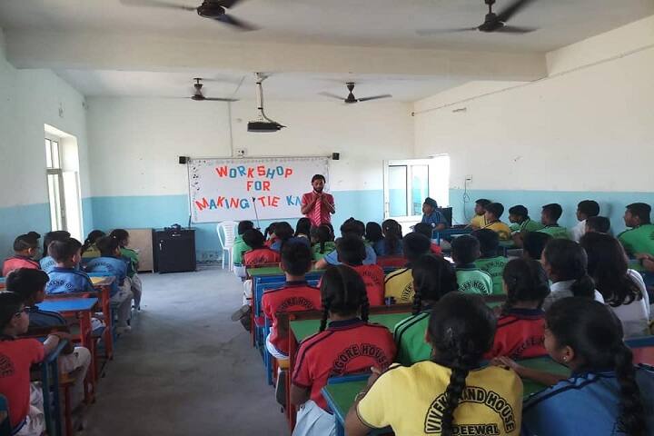 Deewal International School-Classroom view