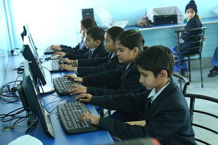 Deewal International School-Computer Lab