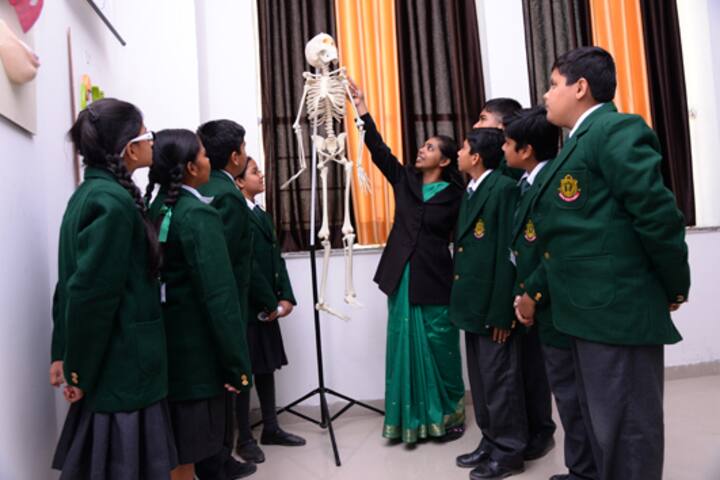 Delhi Public School-Science Lab