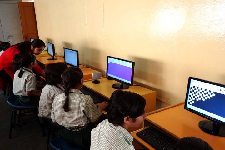 Dev Samaj Vidya Niketan-Computer Lab