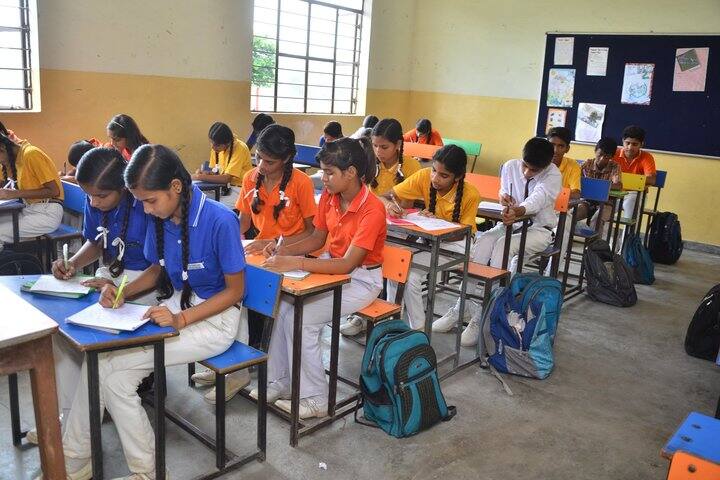 Divine Academy-Classroom