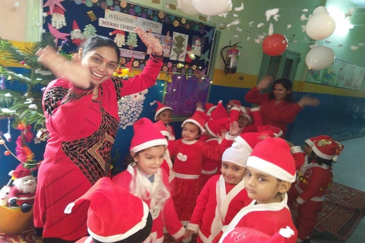 Divine Public School-Christmas Celebration