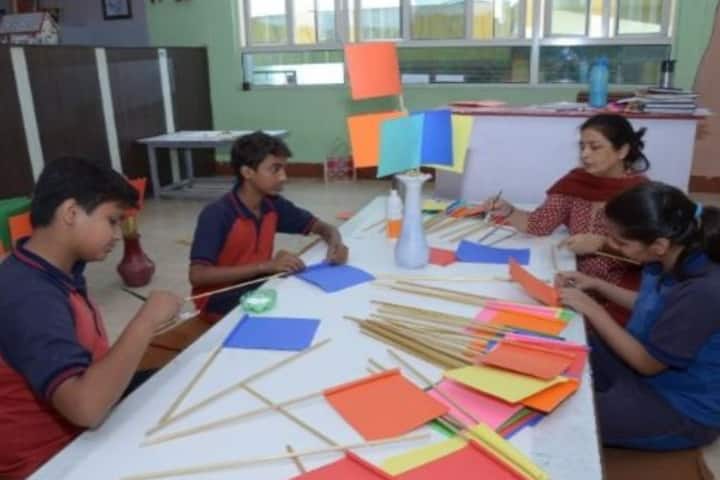 Eicher School-Art Room