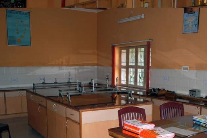Gita Bal Niketan Senior Secondary School-Laboratory