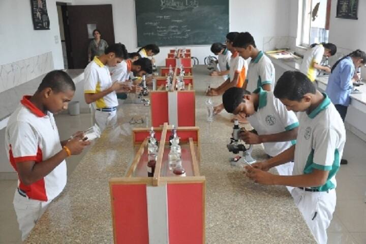 Golden Harrier School-Laboratory