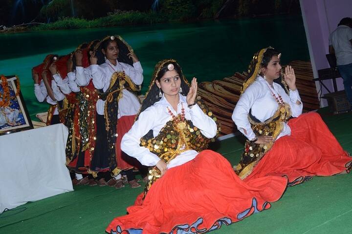 Grv Model School-Events dance