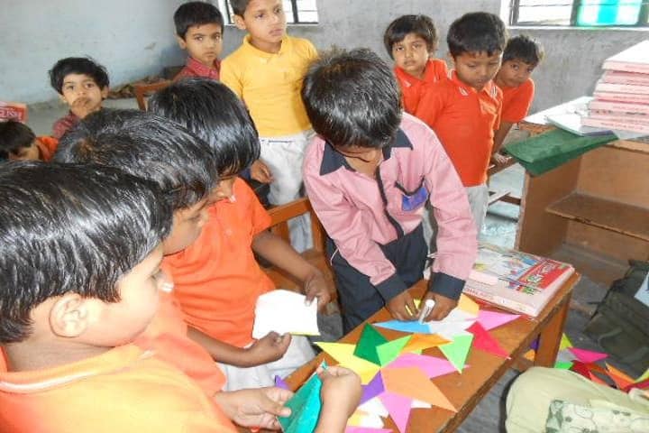 Gulab Public School-Art and Craft