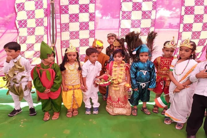 Guru Dronacharya Internal School-Fancy Dress