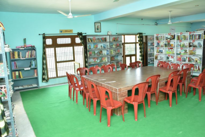 Guru Nanak Public School-Library