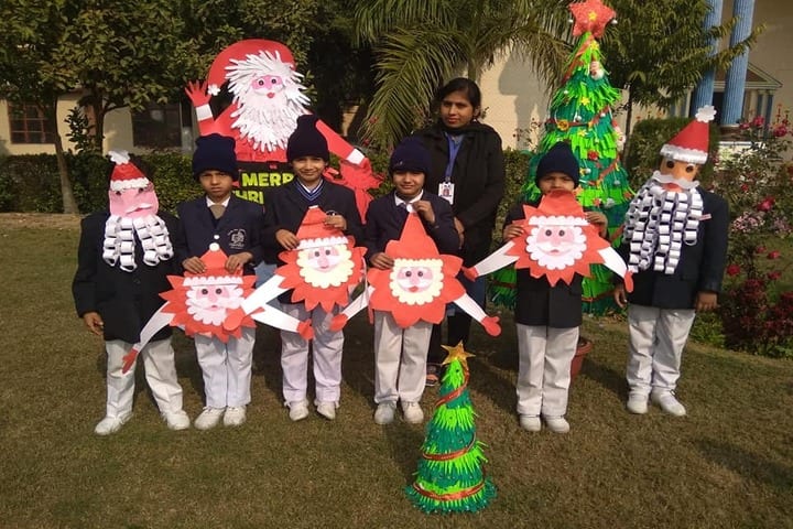H D Senior Secondary Public School-Christmas Day