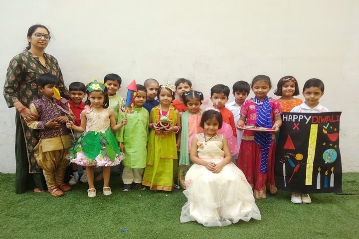 Hallmark Public School-Fancy Dress