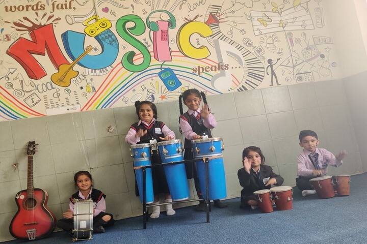 Hallmark Public School-Music
