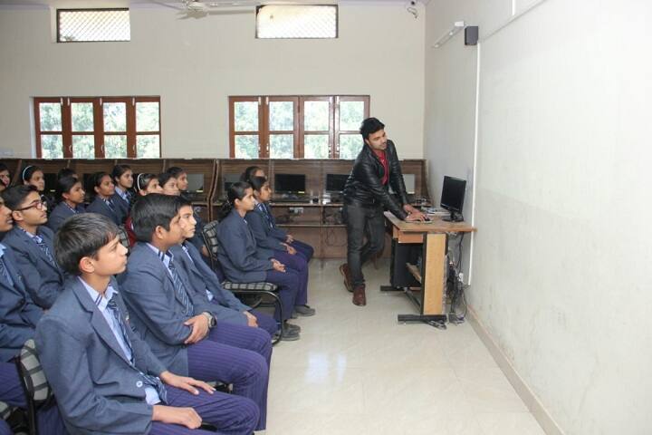 Himgiri Public School-Classroom