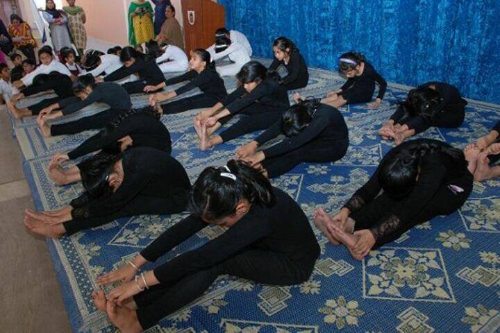 Himgiri Public School-Yoga