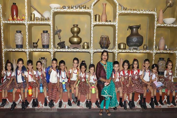 Hindu Vidyapeeth-Picnic