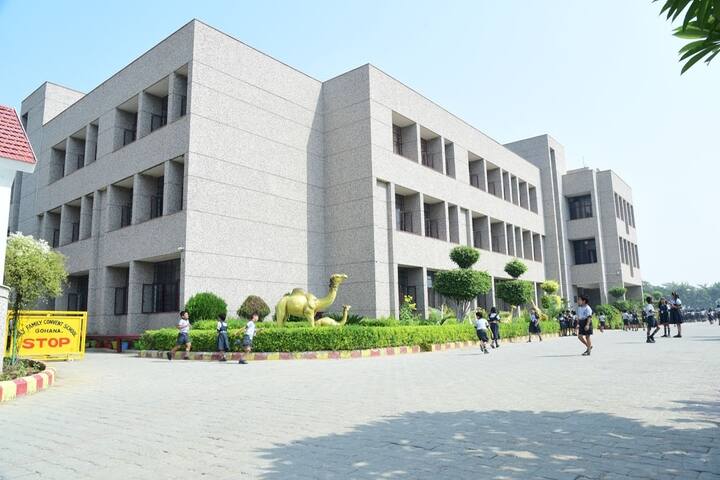 Holy Family Convent Senior Secondary School-Campus