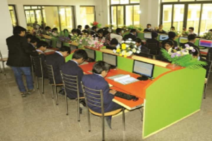 Indian Modern Senior Secondary School-Computer Lab