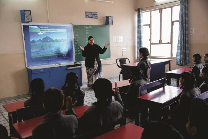 Indian Public School-Smart Class Room