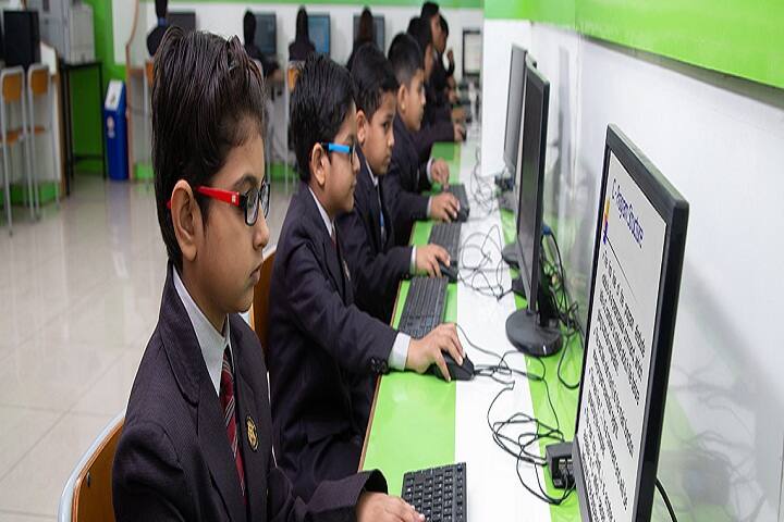 Indus Public School-Computer Lab
