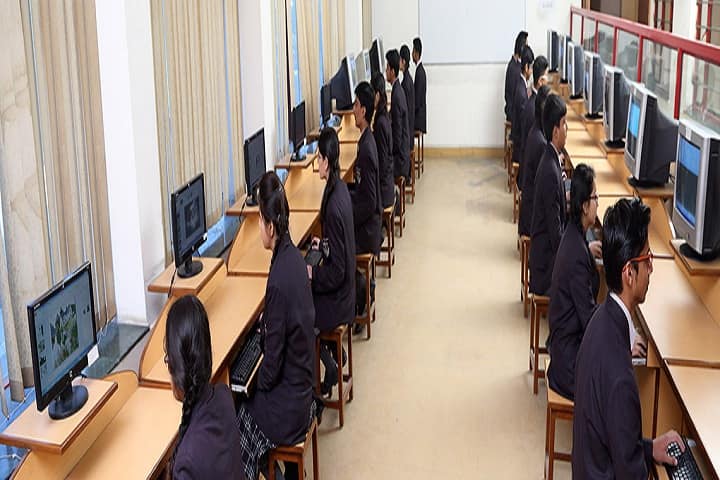 Indus Public School-Computer Lab