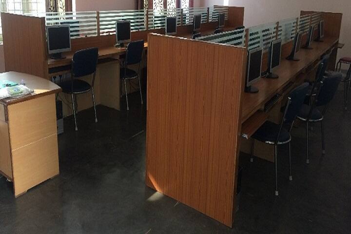 Indus Public School-Computer Lab