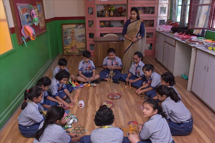Jain Public School-Art and Craft Room