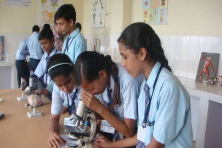 Jankiji Global Public School-Lab